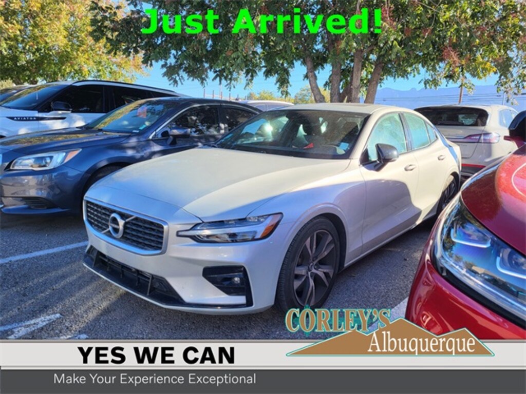 Used 2019 Volvo S60 T6 R-Design Sedan