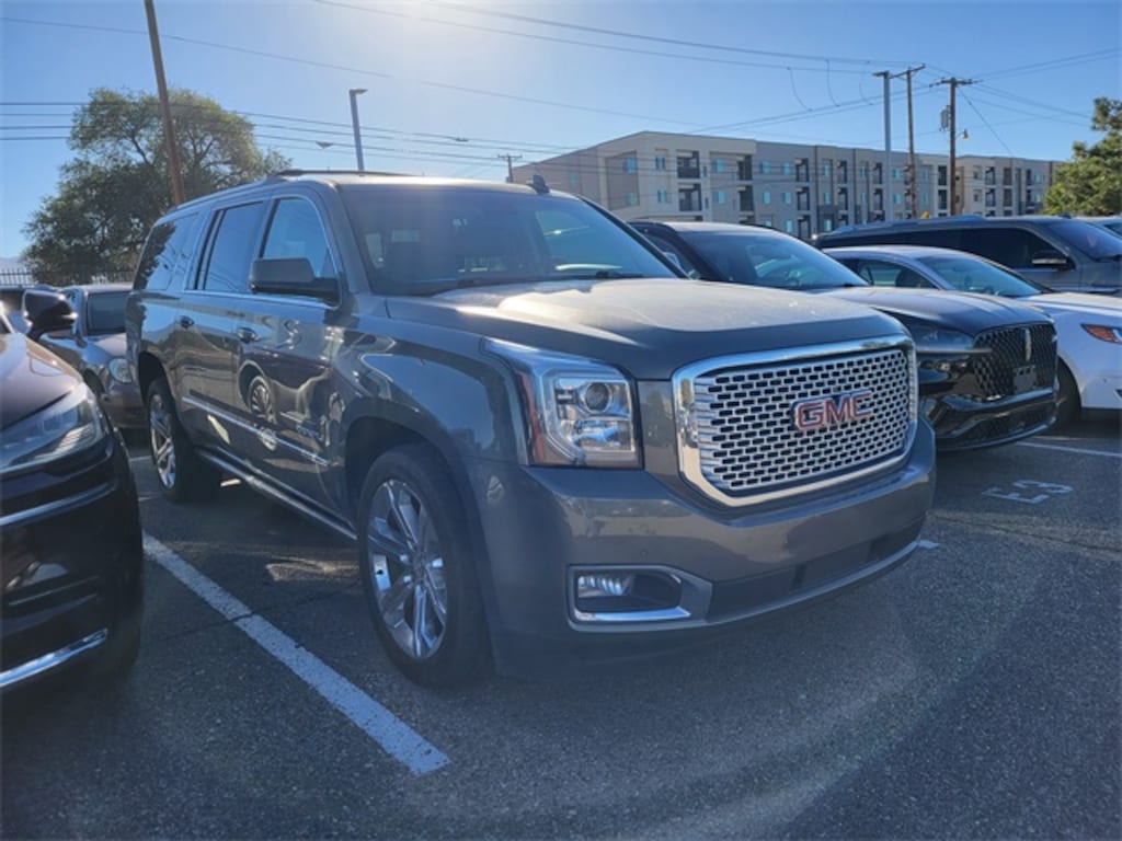 Used 2017 GMC Yukon XL Denali SUV