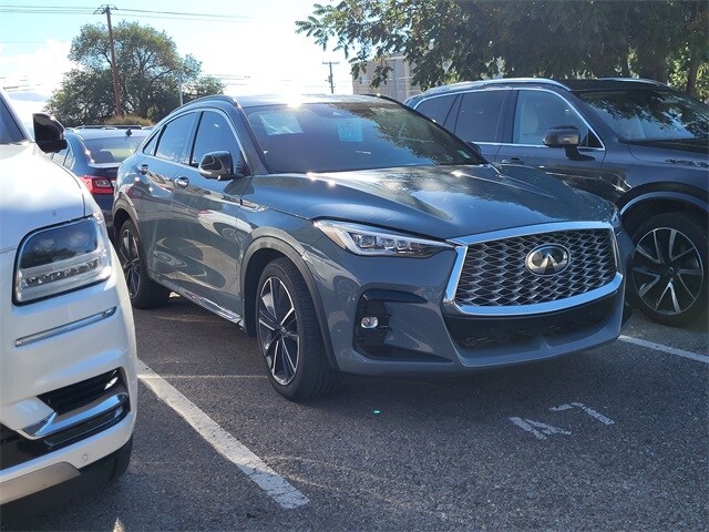 2023 Infiniti QX55 Essential photo 3