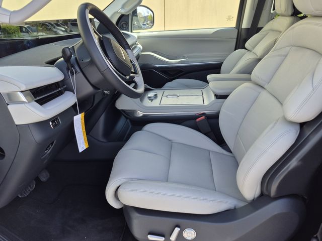 2026 Lincoln Navigator Premiere L - Photo 8