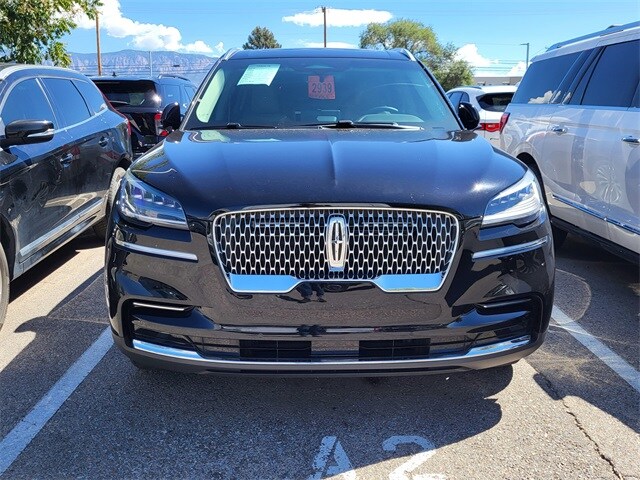 2024 Lincoln Aviator Premiere photo 2