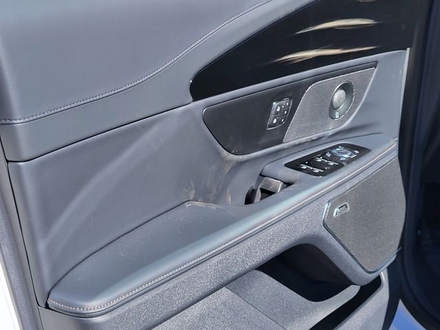 2026 Lincoln Nautilus Premiere - Photo 6