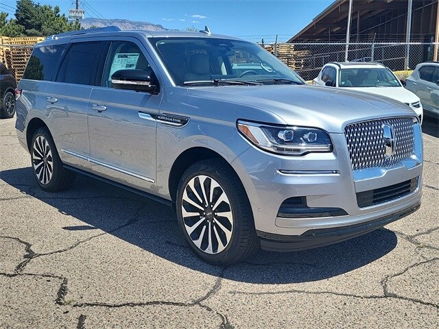 2024 Lincoln Navigator Reserve photo 4
