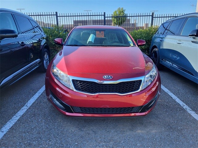 2013 Kia Optima LX photo 2
