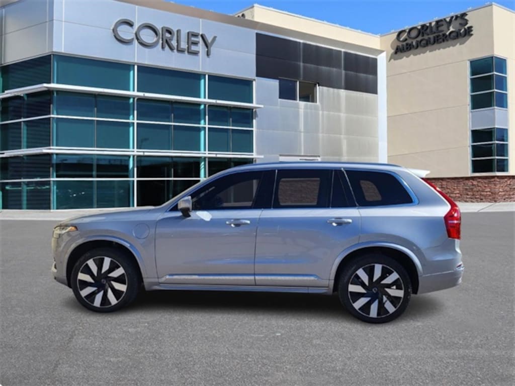 Used 2023 Volvo XC90 Recharge Plug-In Hybrid Ultimate SUV
