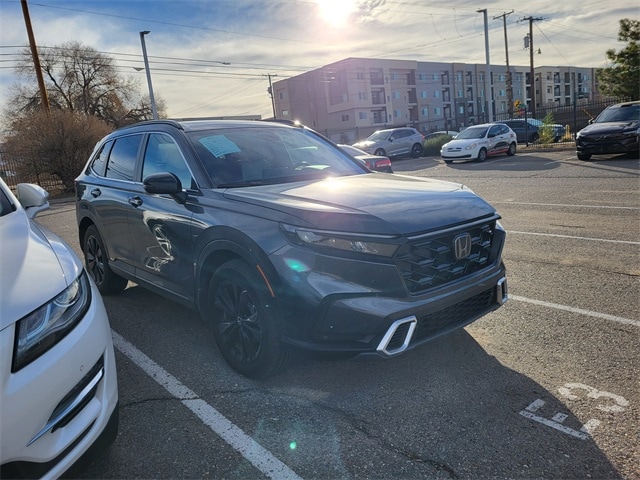 2025 Honda CR-V Hybrid Sport Touring photo 3