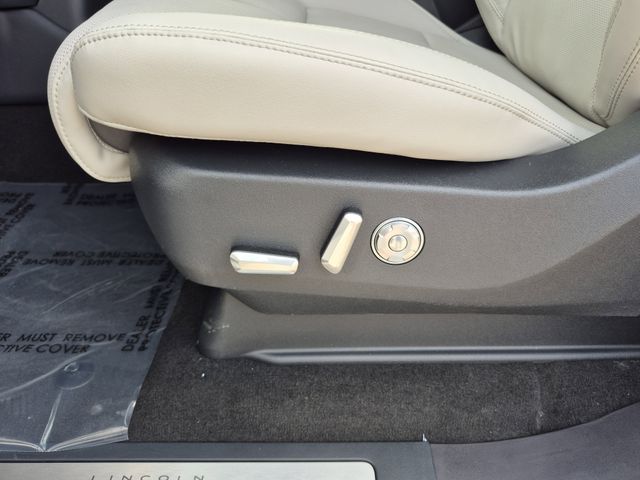2026 Lincoln Navigator Premiere L - Photo 7