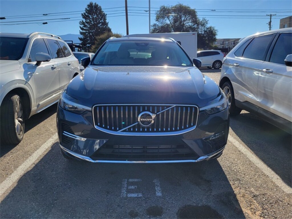 Used 2023 Volvo XC60 Recharge Plug-In Hybrid T8 Plus Bright Theme SUV