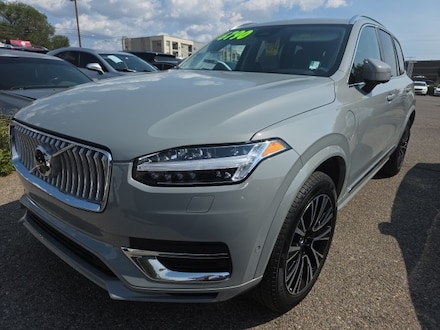 2025 Volvo XC90 Plug-In Hybrid T8 Plus SUV