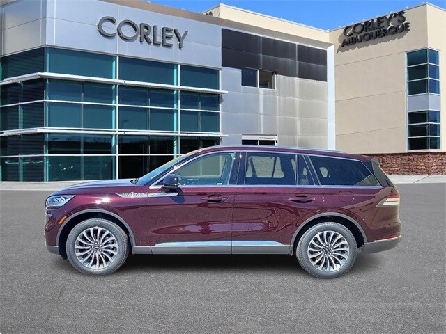 2024 Lincoln Aviator Premiere photo 2