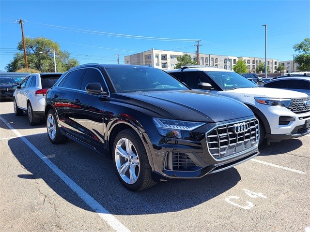 2023 Audi Q8 55 Premium photo 2