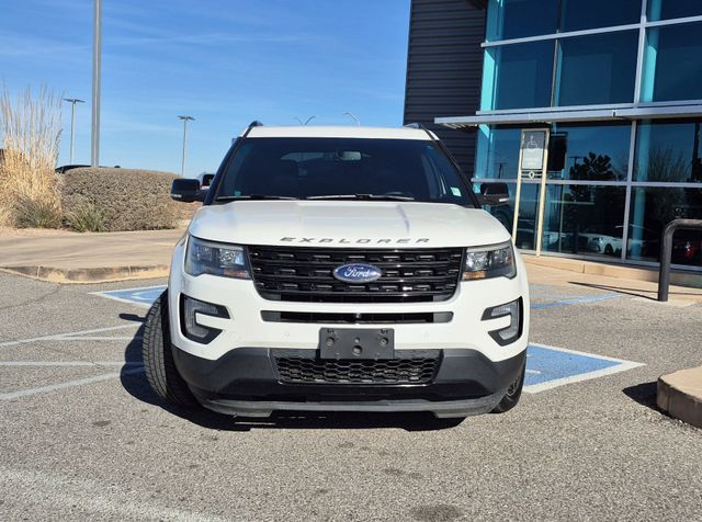 2016 Ford Explorer Sport photo 4