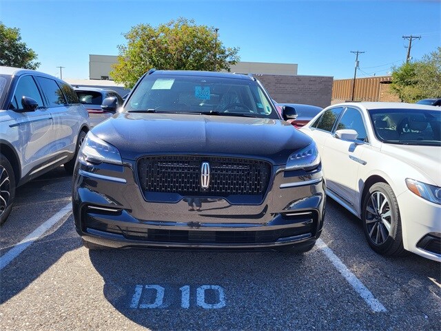 2022 Lincoln Aviator Reserve photo 2