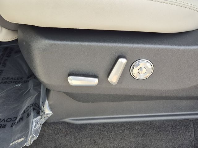 2026 Lincoln Navigator Premiere - Photo 7
