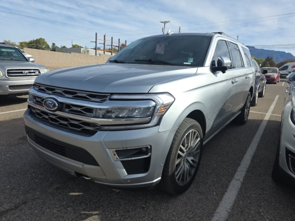 Used 2024 Ford Expedition Max Platinum SUV