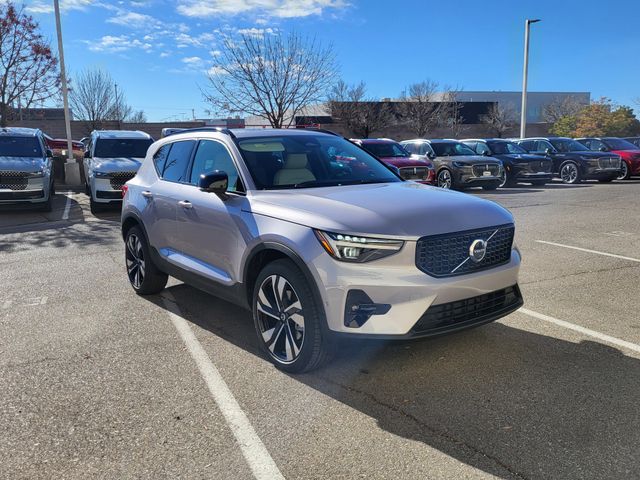 2026 Volvo XC40 Ultra - Photo 4