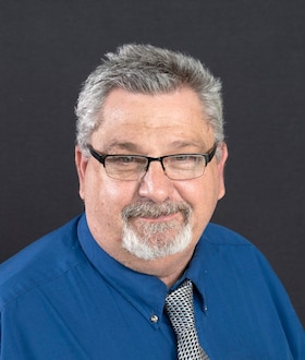 Staff member Alan Keil from ID_d73e4d26f955