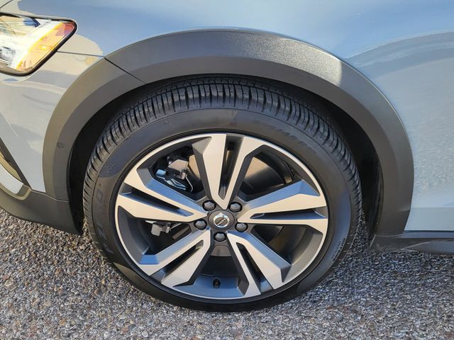 2026 Volvo V60 Cross Country Plus - Photo 13