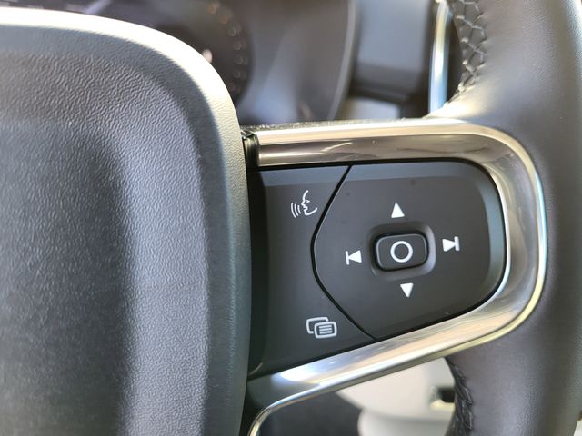 2026 Volvo XC40 Ultra - Photo 16