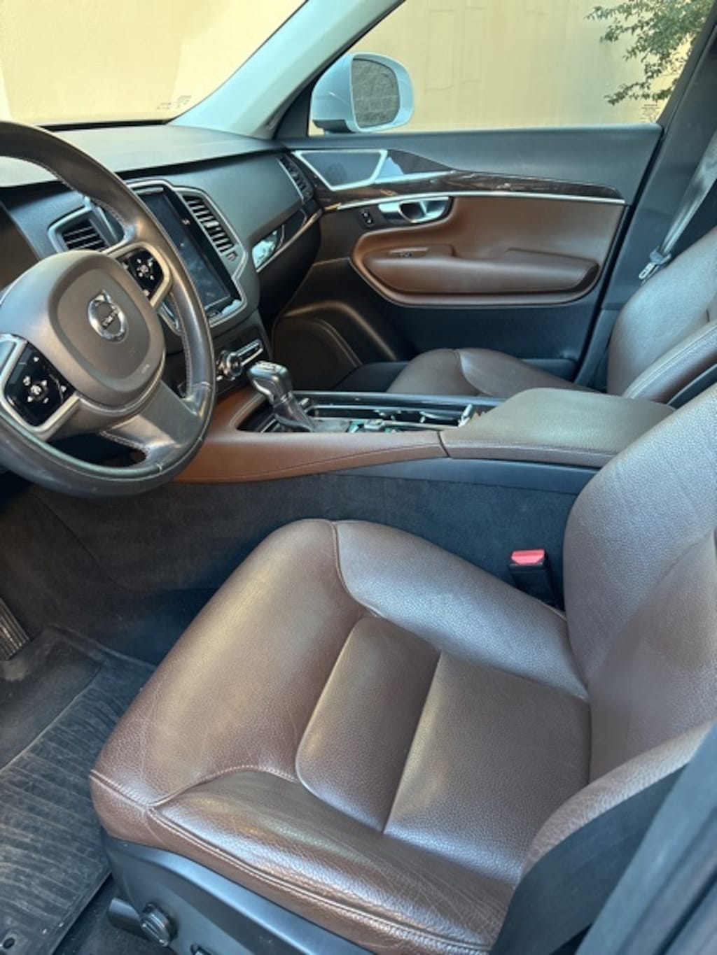 Used 2019 Volvo XC90 T6 Momentum SUV