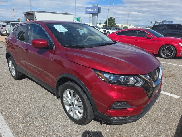 2022 Nissan Rogue Sport S photo 3