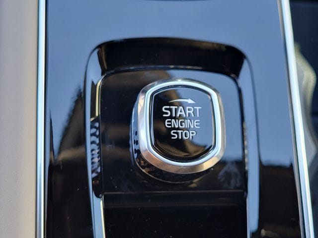 2026 Volvo XC90 Plus - Photo 23