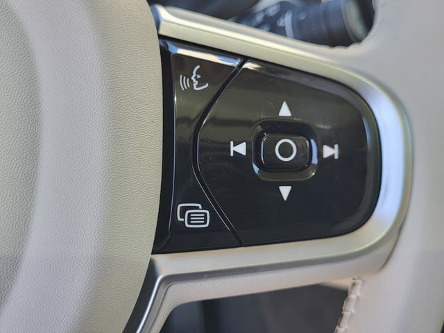 2026 Volvo XC60 Ultra - Photo 17