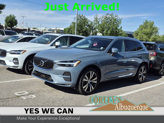 2023 Volvo XC60 B5 Plus Bright Theme AWD's photo