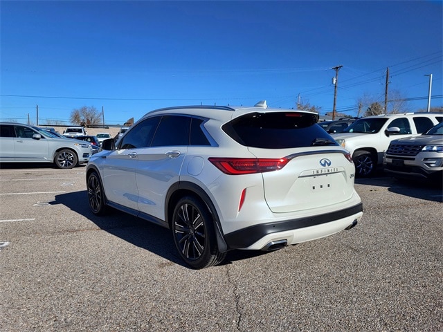 2021 Infiniti QX50 Luxe photo 3