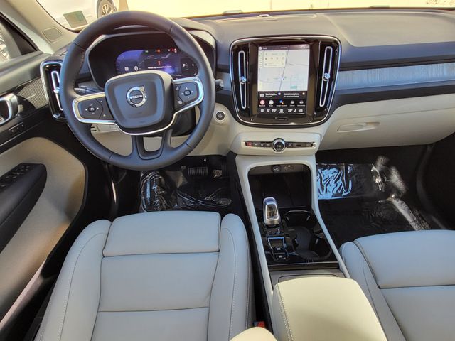 2026 Volvo XC40 Ultra - Photo 10