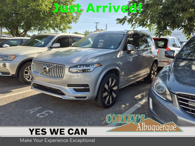 2025 Volvo XC90 T8 Recharge Ultra Bright 4WD's photo