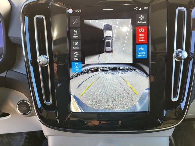 2026 Volvo XC40 Ultra - Photo 18