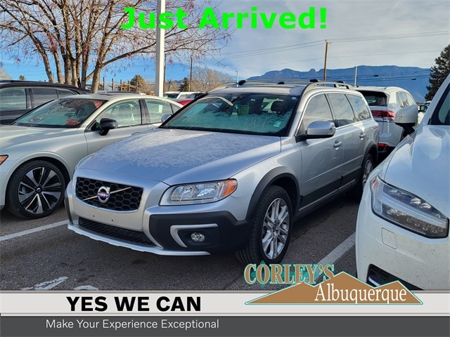 2016 Volvo XC70 Premier's photo