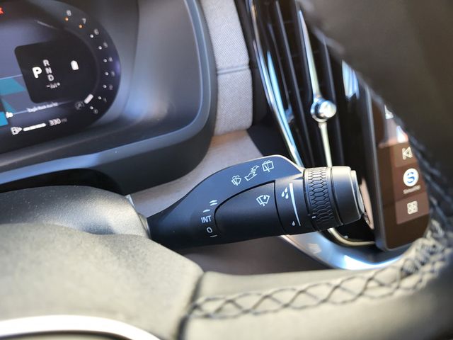 2026 Volvo XC90 Plus - Photo 25