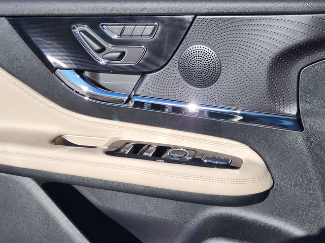 2026 Lincoln Corsair Premiere photo 4