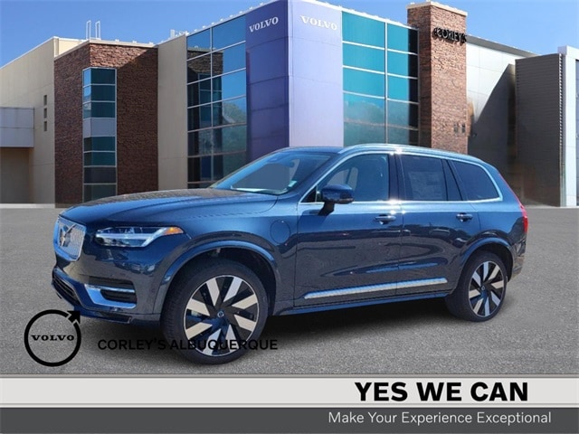 2025 Volvo XC90 plug-in hybrid T8 Plus 7-Seater AWD SUV