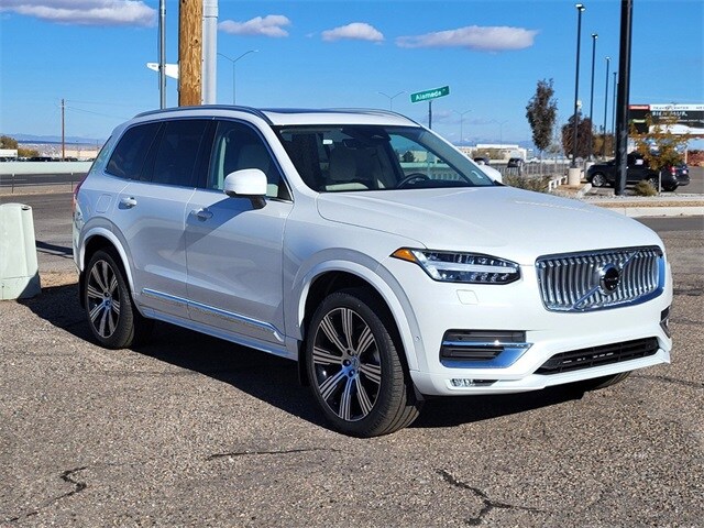 2025 Volvo XC90 photo 3