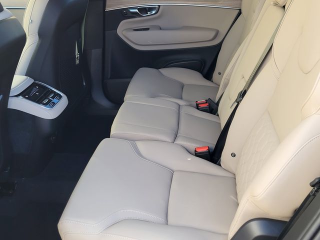 2026 Volvo XC90 Plus - Photo 9