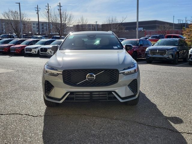 2026 Volvo XC60 Hybrid T8 Plus eAWD photo 4