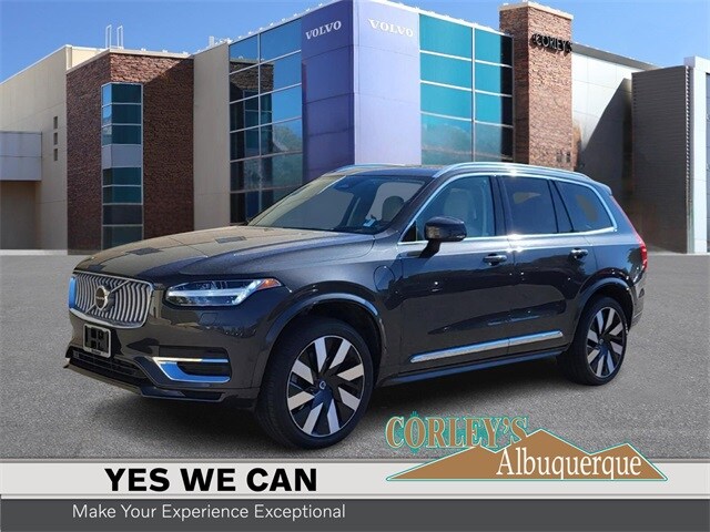 2023 Volvo XC90 Recharge Plug-In Hybrid Ultimate 6-Seater SUV
