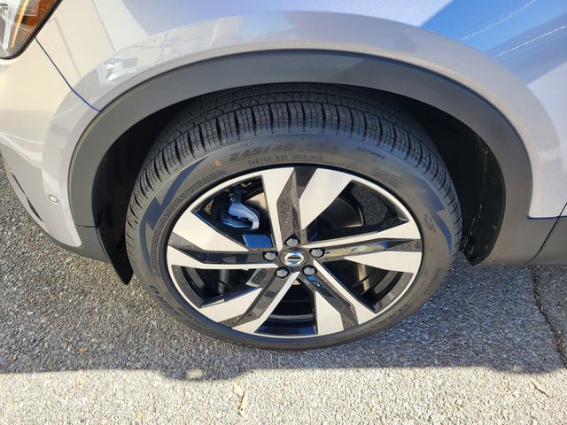 2026 Volvo XC40 Ultra - Photo 13