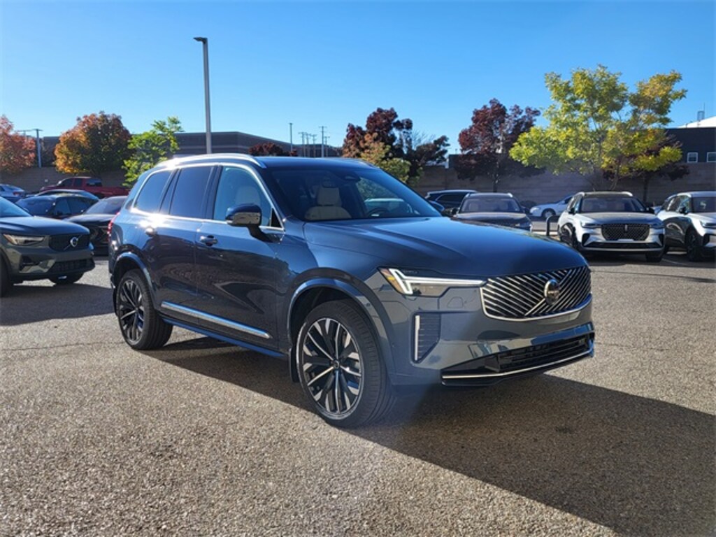 New 2026 Volvo XC90 B6 Plus 7-Seater SUV