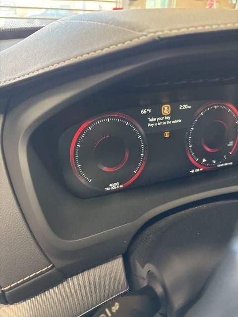 2021 Volvo XC90 R-Design