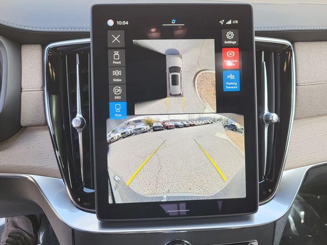 2026 Volvo XC90 Plus - Photo 21