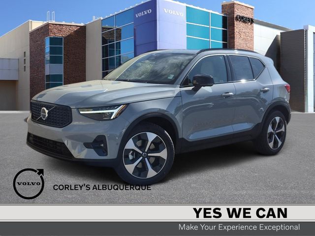 2026 Volvo XC40