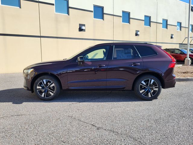 2026 Volvo XC60 Plus - Photo 2