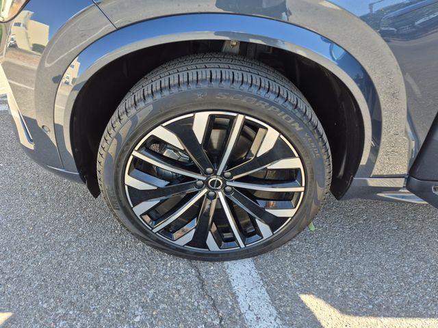 2026 Volvo XC90 Ultra - Photo 13