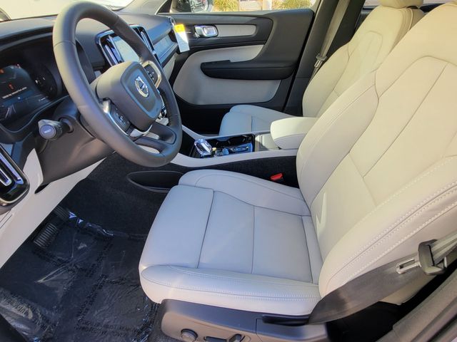 2026 Volvo XC40 Ultra - Photo 8