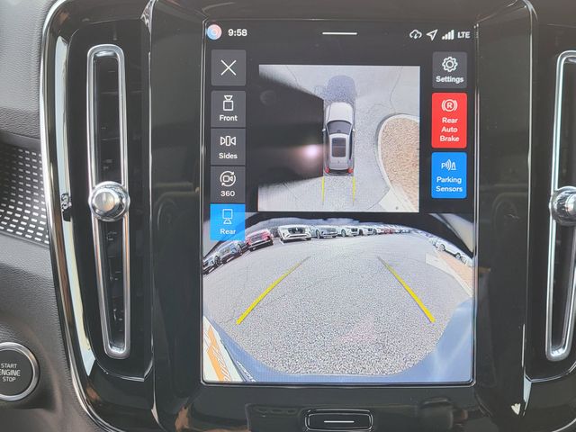 2026 Volvo XC40 Ultra Black Edition - Photo 18