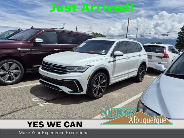 2024 Volkswagen Tiguan 2.0T SEL R-Line 4Motion's photo